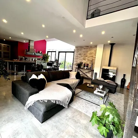 Maison A 5 Minutes Des 24h Du Mans 度假居 *