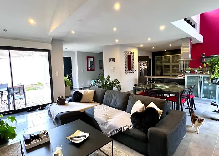 Maison à 5 Minutes Des 24h Du Mans Hébergement de vacances